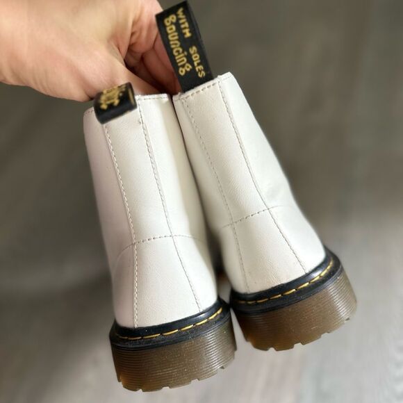 Dr. Martens White Boots Size US 7 - Picture 5 of 7